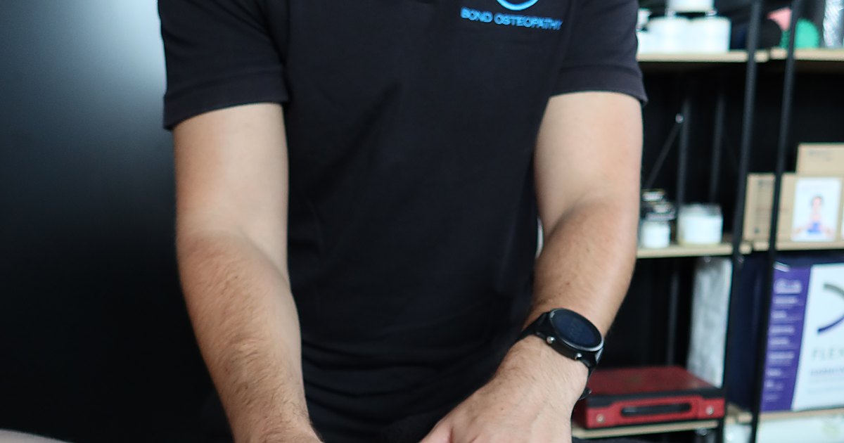 Runner's Knee (Patellofemoral Pain): What It Is and What Actually Helps